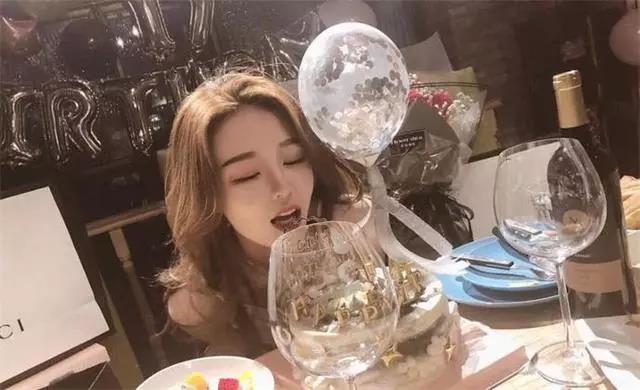  呼吁抖音“封殺”溫婉的那些人，像極了吃人的獸。